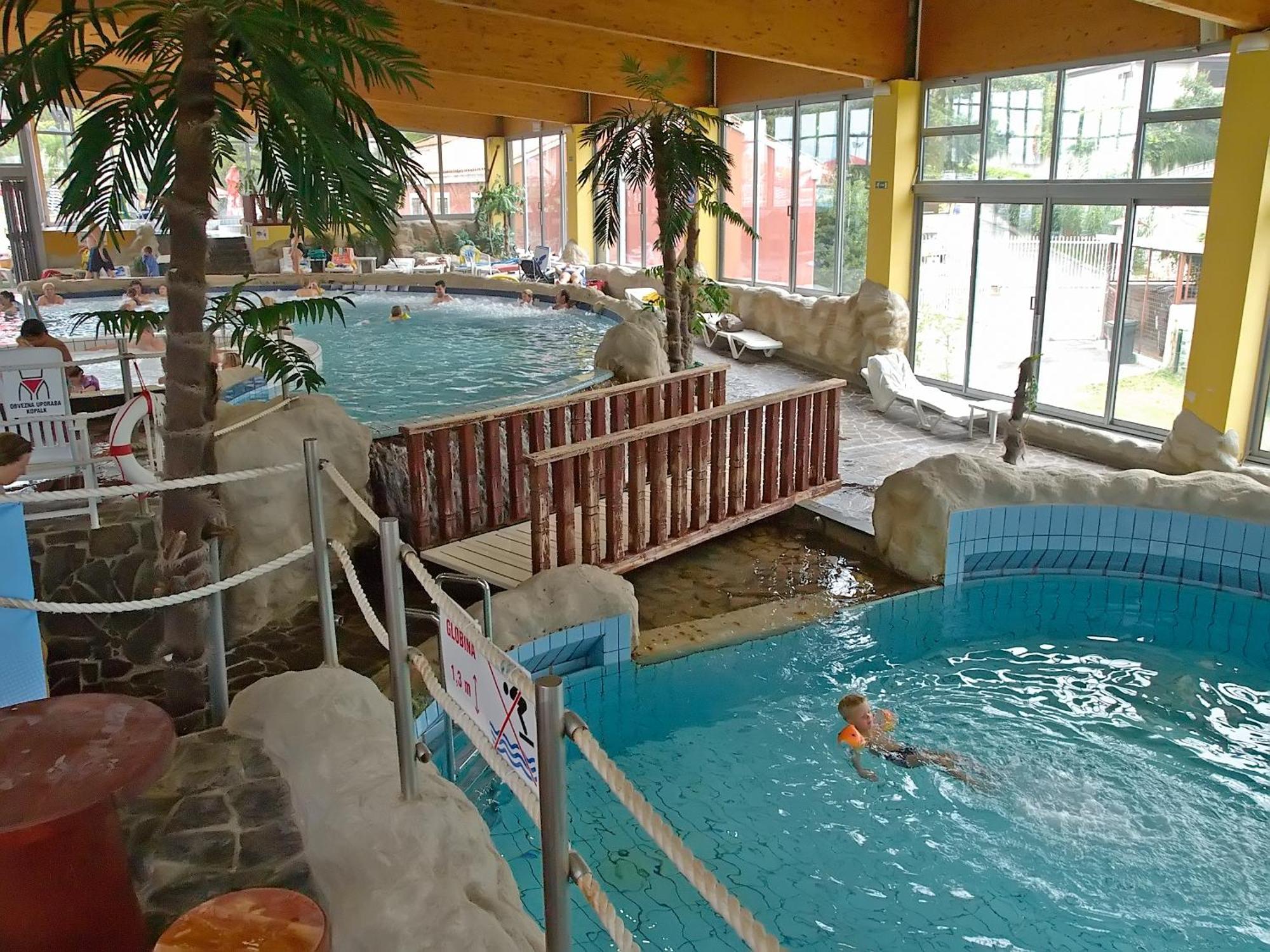 קופר Hotel Aquapark Zusterna מראה חיצוני תמונה