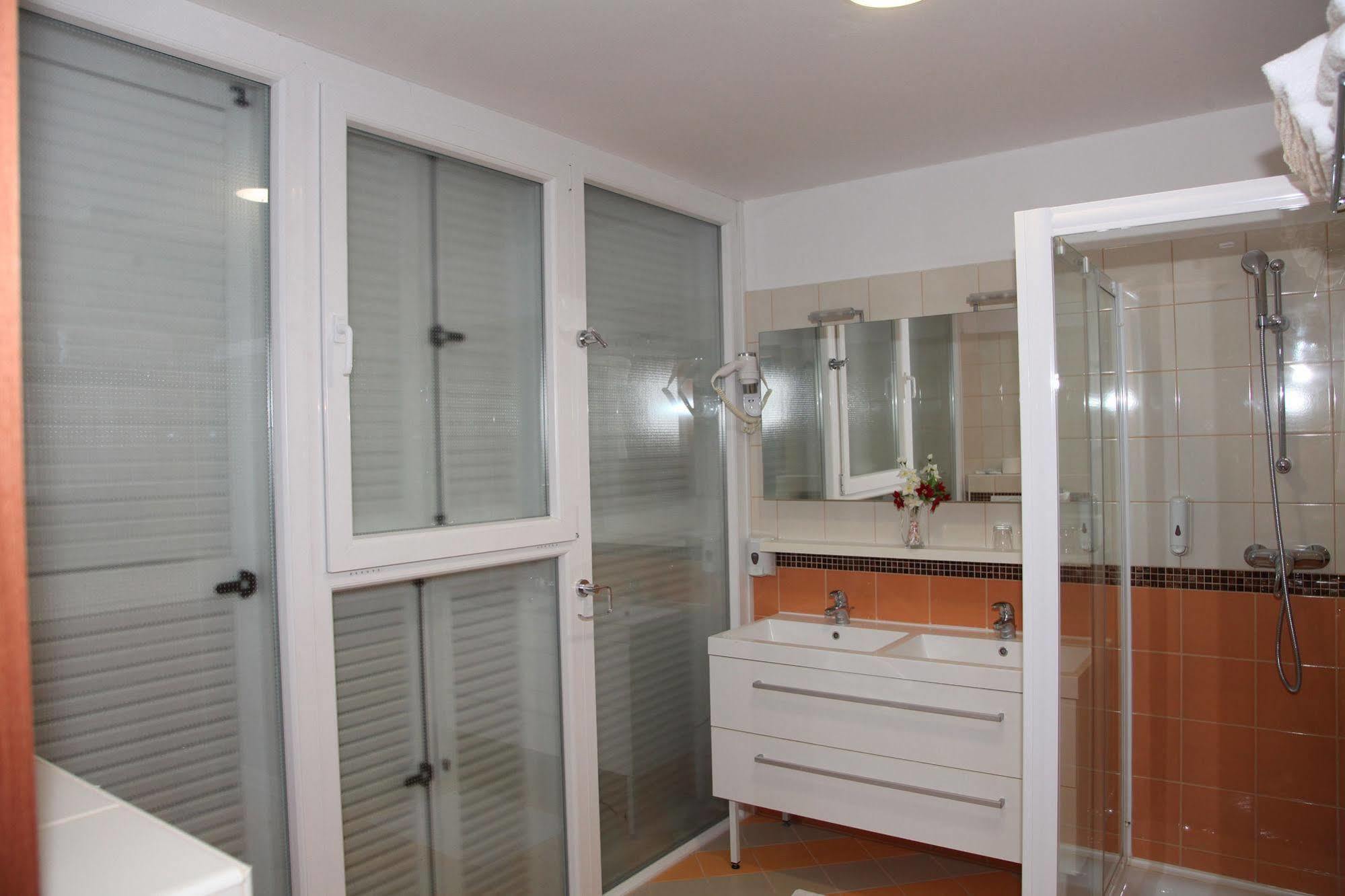 קופר Hotel Aquapark Zusterna מראה חיצוני תמונה