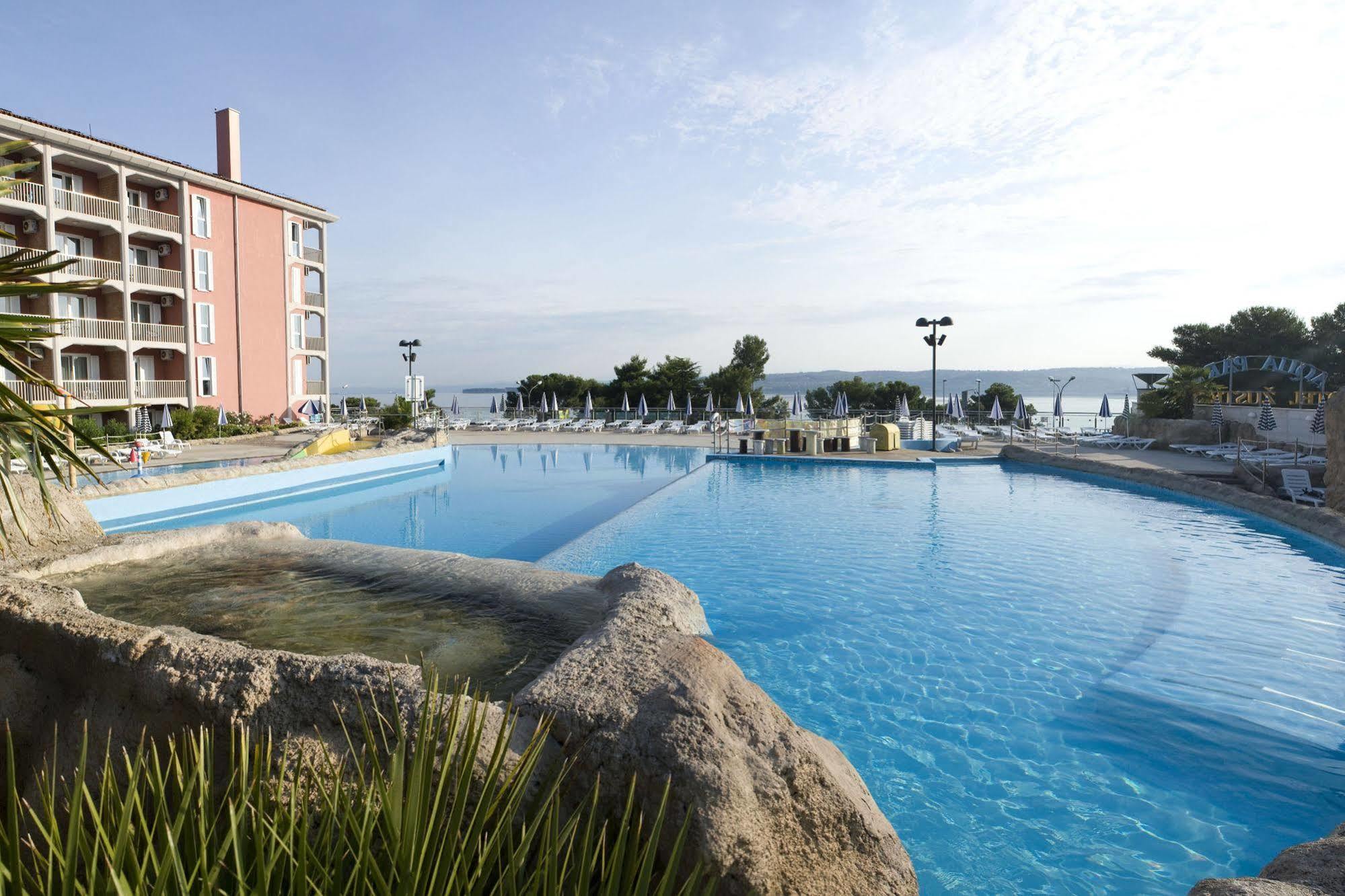 קופר Hotel Aquapark Zusterna מראה חיצוני תמונה