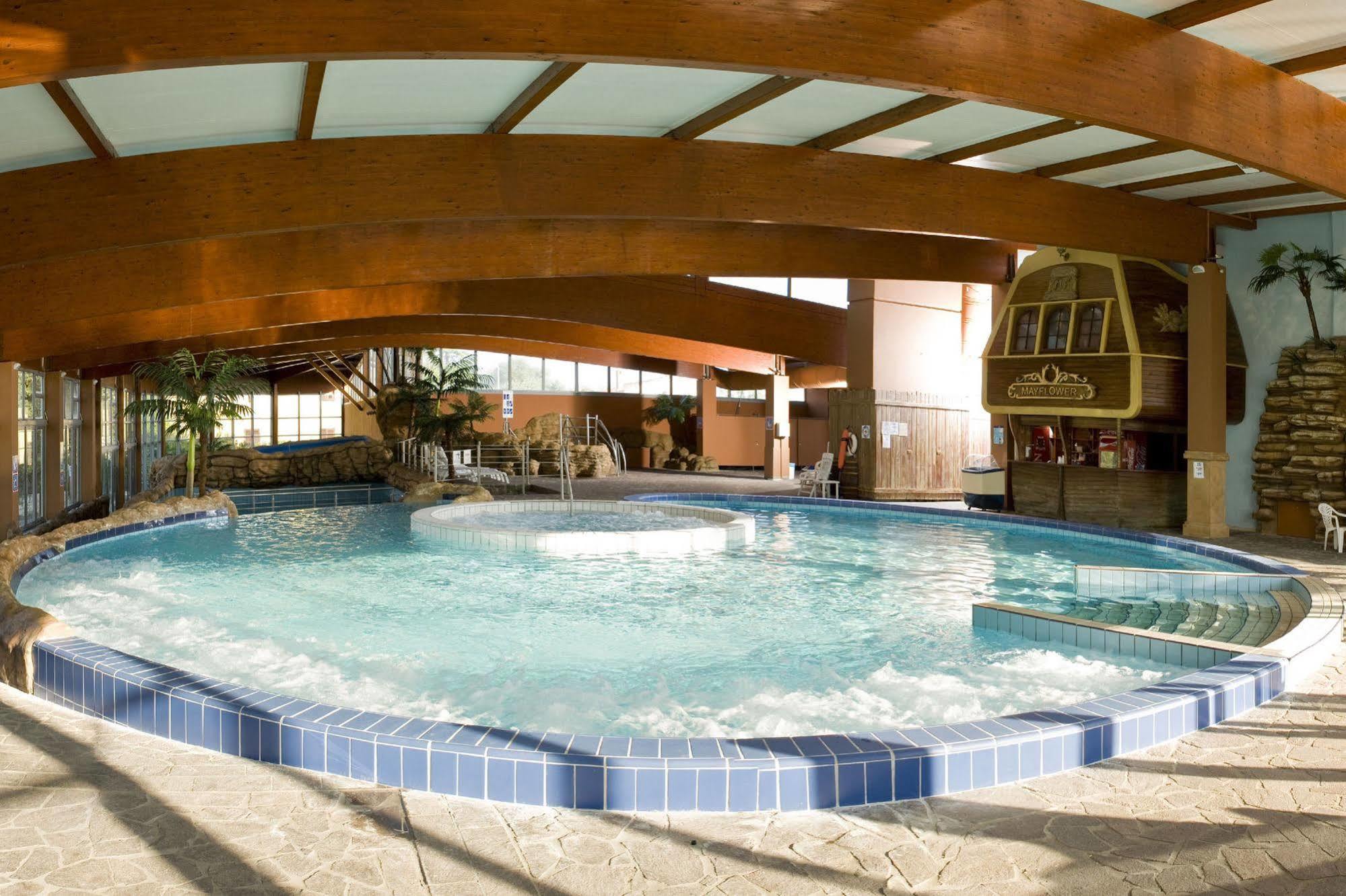 קופר Hotel Aquapark Zusterna מראה חיצוני תמונה